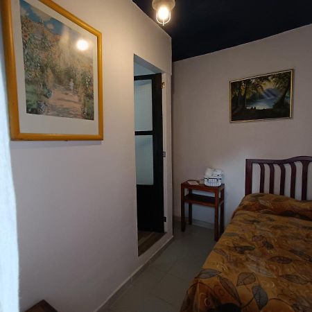 Casa Petirrojo - Habitaciones En Pátzcuaro Buitenkant foto